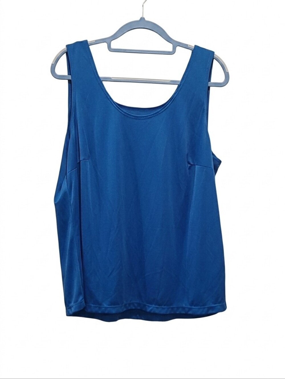 SALE!! Blue sleeveless tank top with scoop neck and relaxed style